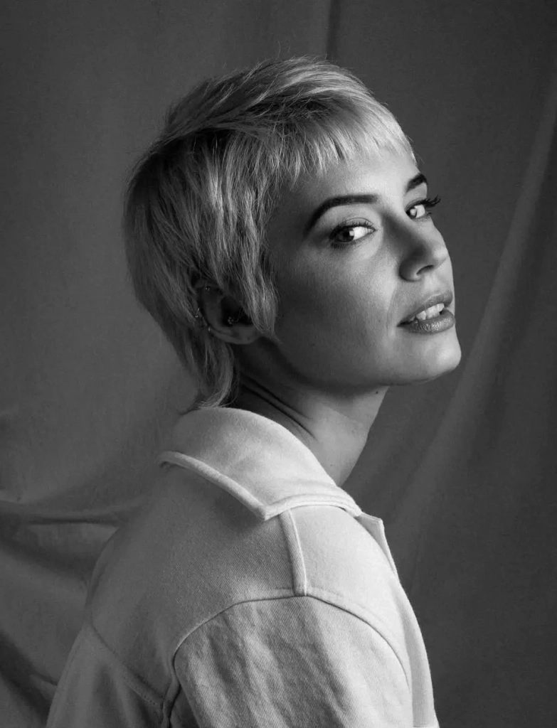 Fiche book Artist Jil