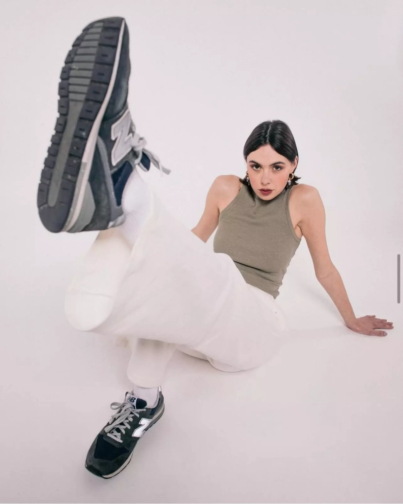 Fiche book artist Pauline