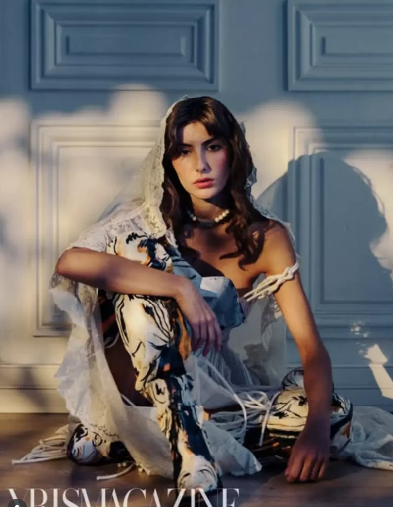 Fiche book Emeline Ciani